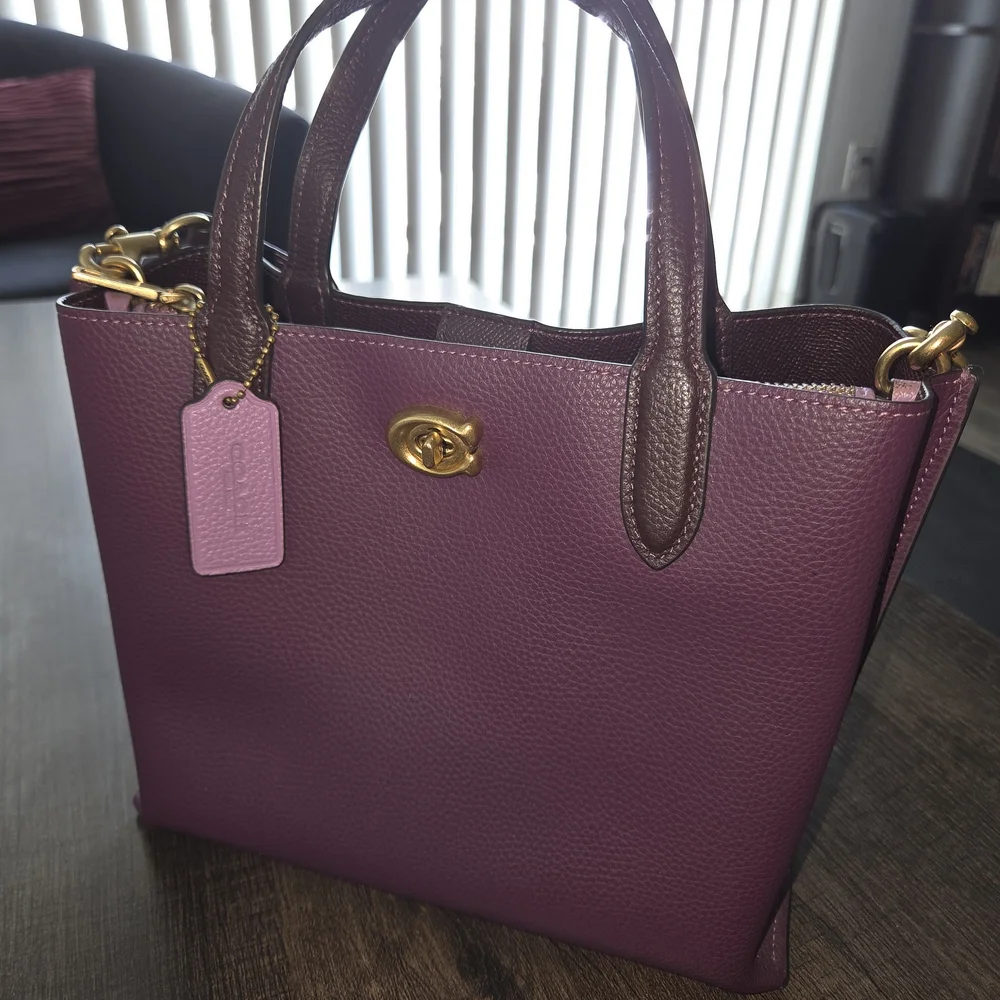 Coach Willow Tote 24 with Pebbled Leather in Deep Berry - Picture 10 of 10